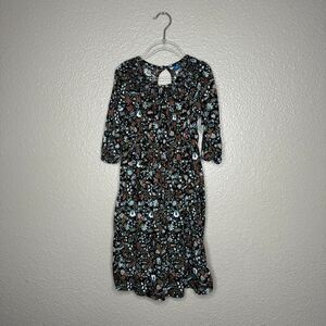 Old Navy Floral smocked peasant style dress